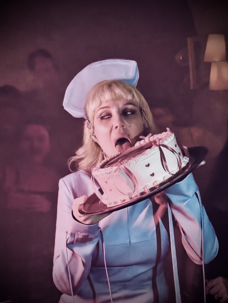 Sam Quealy - AMBIVALENT©